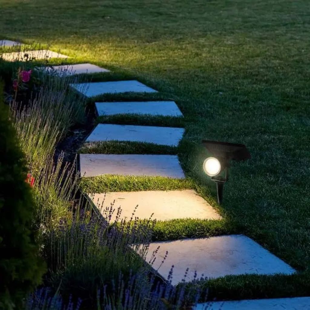 V-TAC Faretto LED da Giardino con Picchetto Colore Nero Con Pannello Solare 2W 4000K IP65 V-TAC Faretto LED da Giardino con Picchetto Colore Nero Con Pannello Solare 2W 4000K IP65